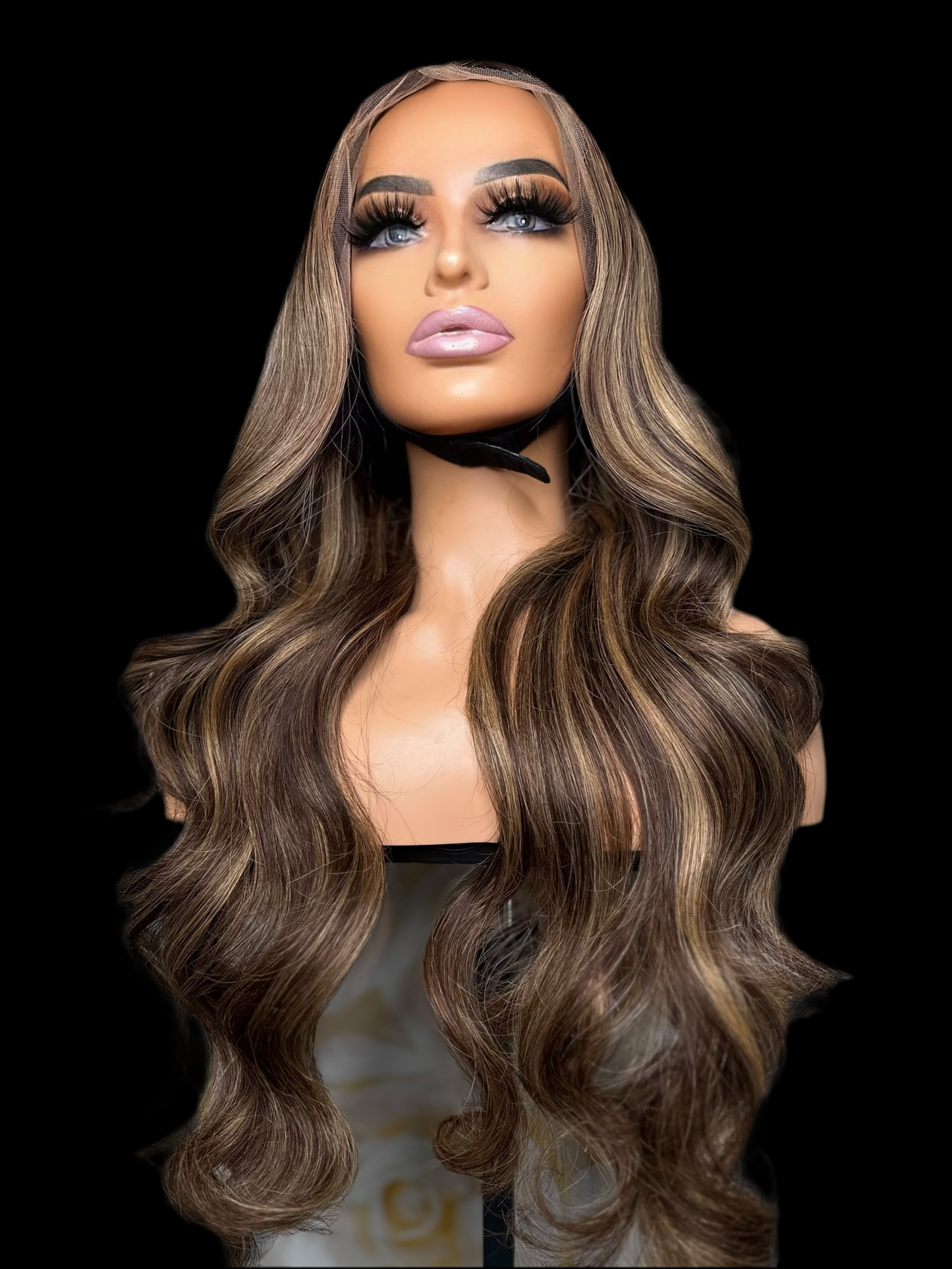 DORA 26” highlights Luxury HD Wig