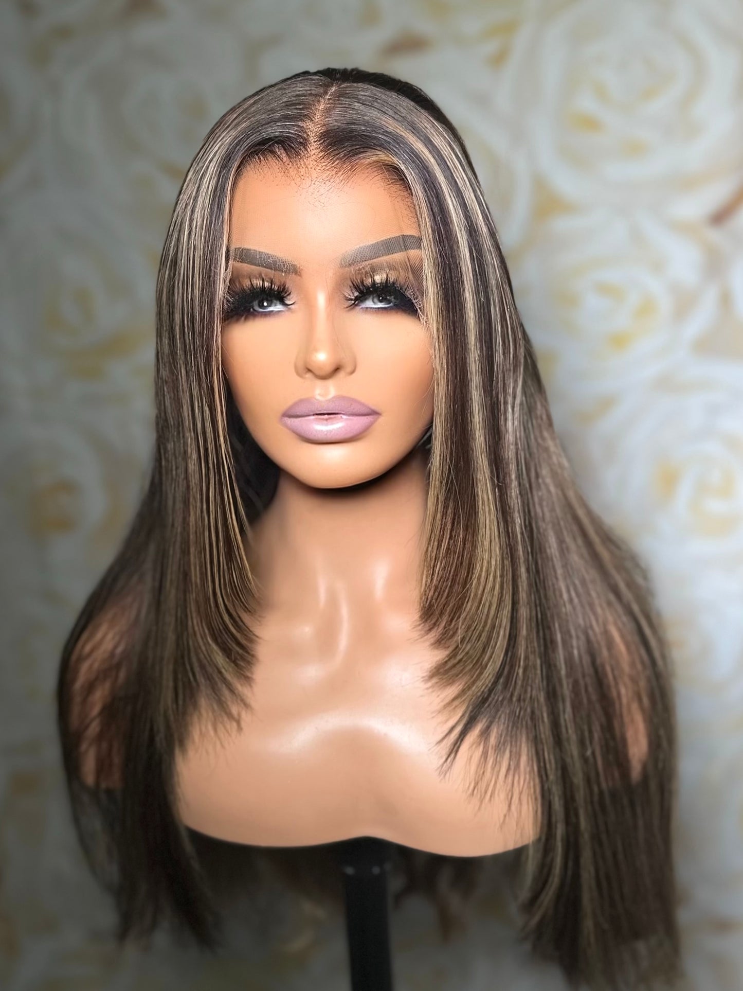 DORA 26” highlights Luxury HD Wig