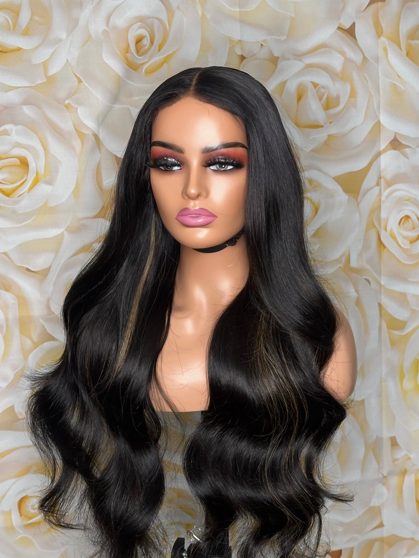 Miss ANNIE 28” Black with few highlights Luxury HD