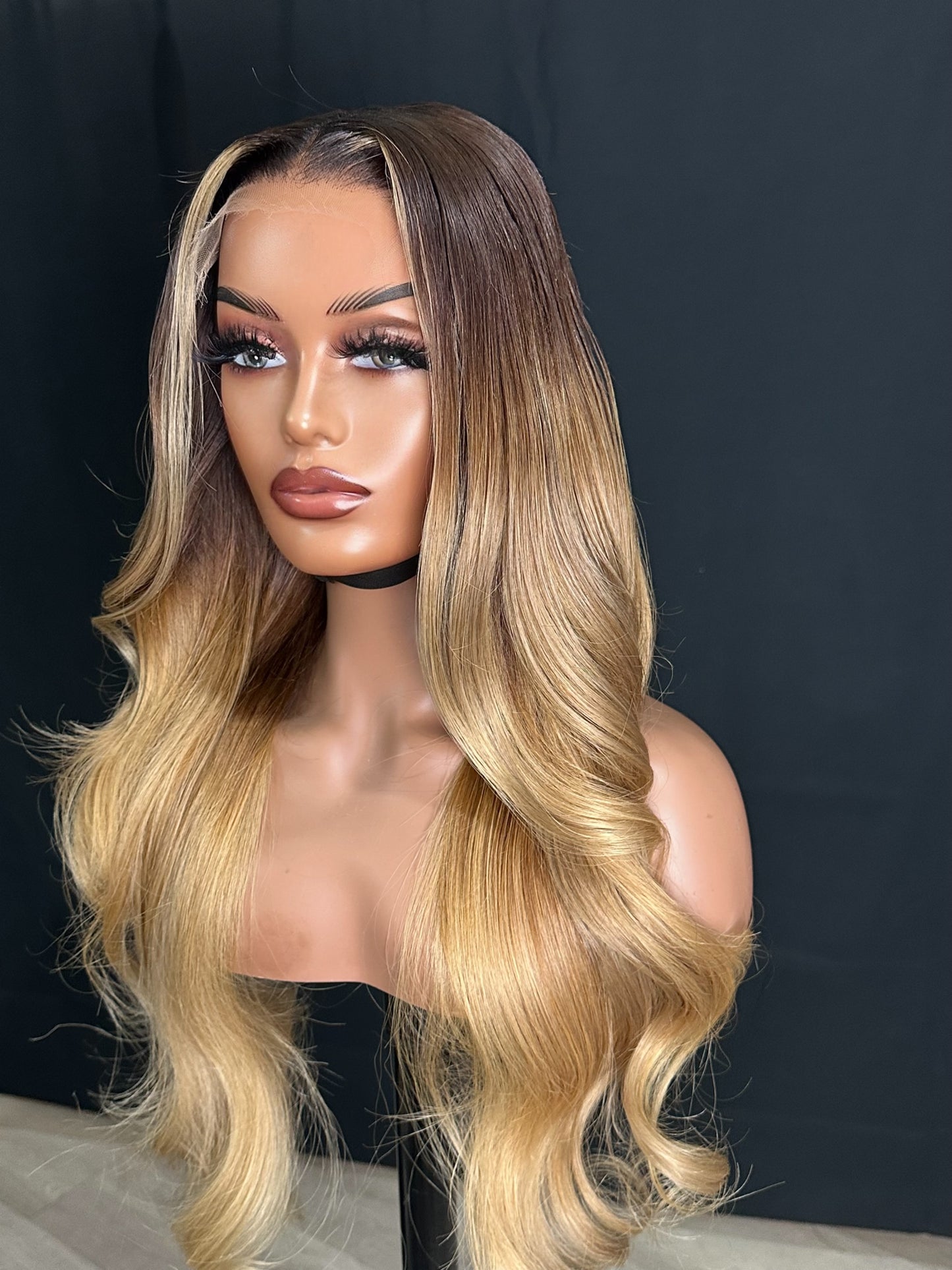 AURA Blonde ombre