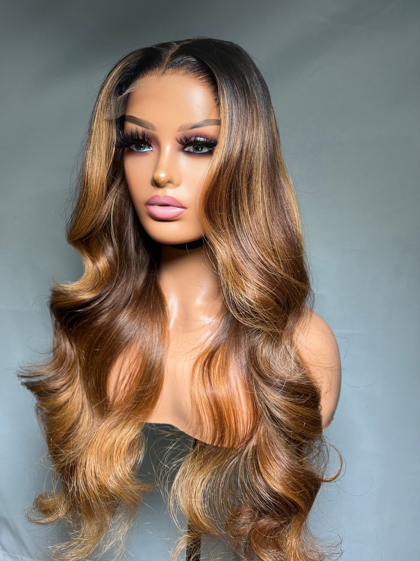 AMIRA Golden Brown Glueless wig